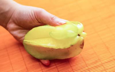 Carambola é rica em vitamina C e fibra