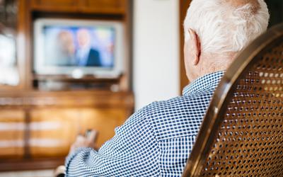 Tempo que passa a ver televisão pode aumentar risco de demência