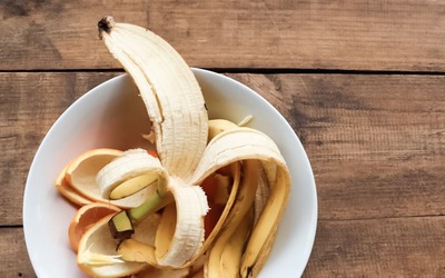 Algumas das cascas de fruta que deita fora são boas para a saúde